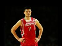 雷竞技官网：NBA总决赛激战正酣 勇士队逆转取胜夺赛点